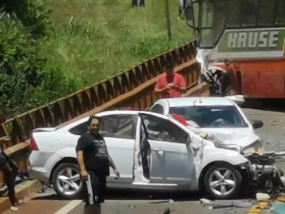 Trágico accidente dejó al menos tres muertos y varios heridos | Stop en ...