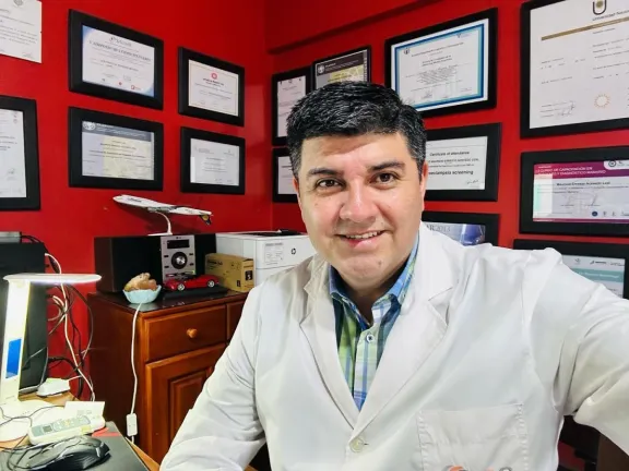 Doctor Mauricio Acevedo Leal: " los chequeos médicos son claves para ...