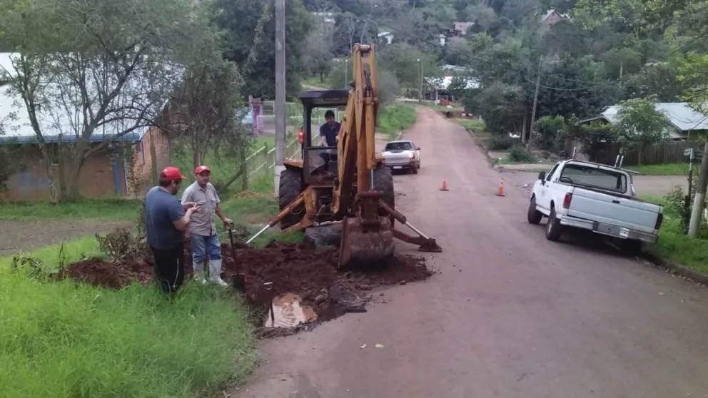 Rotura de un caño provocó baja presión y falta de suministro de agua ...